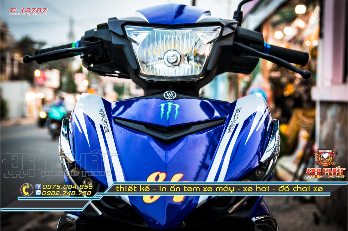 tem-trum-xe-exciter-150-xanh-trang-movistar 