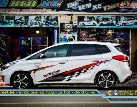 Tem Xe Kia Rondo Trắng Đỏ