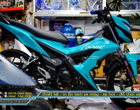 Tem xe sonic xanh ngọc xước