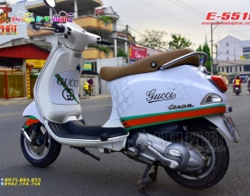 Tem Trùm Xe Vespa Gucci